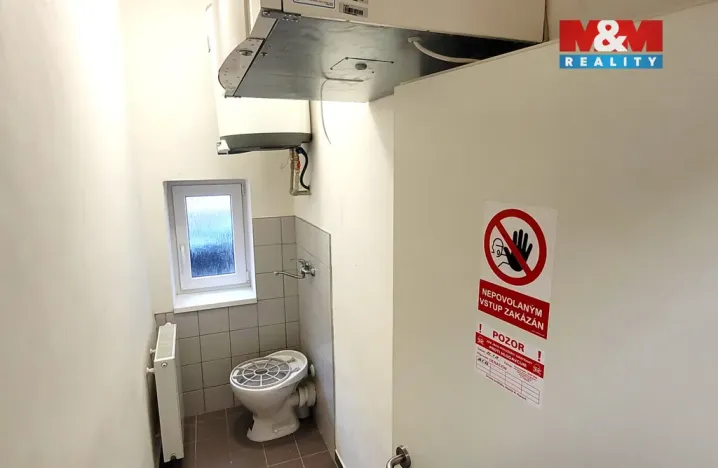 Pronájem obchodního prostoru, Tanvald, Krkonošská, 180 m2