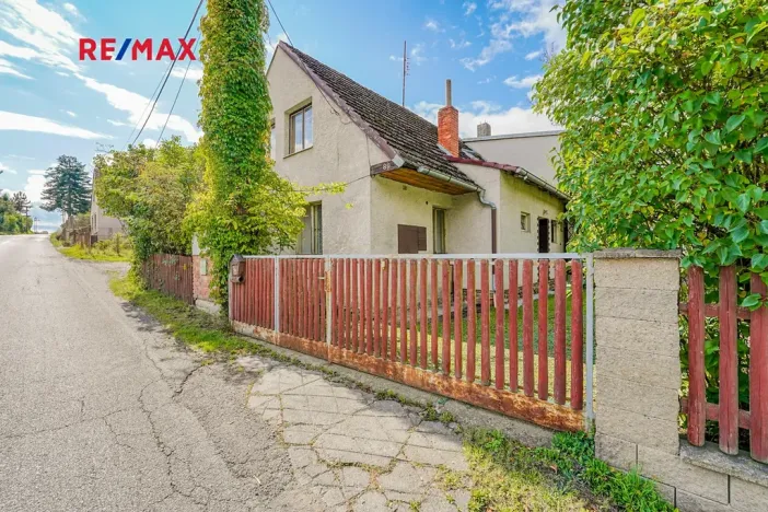 Prodej rodinného domu, Vrčeň, 437 m2