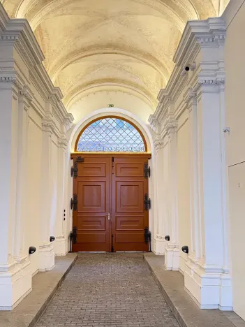 Pronájem bytu 2+1, Praha - Nové Město, Opletalova, 80 m2