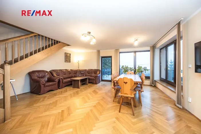 Pronájem rodinného domu, Mirošovice, Senohrabská, 150 m2