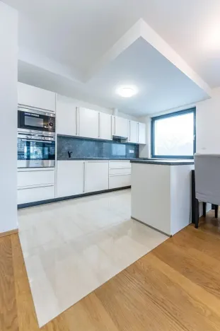 Pronájem bytu 4+kk, Praha - Veleslavín, Pod dvorem, 106 m2