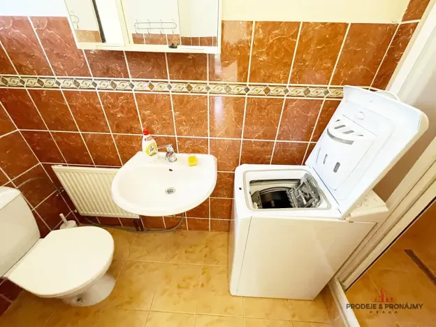 Pronájem bytu 1+1, Praha - Libeň, Za vodárnou, 30 m2