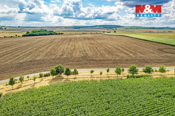 Prodej pole, Žatčany, 25490 m2