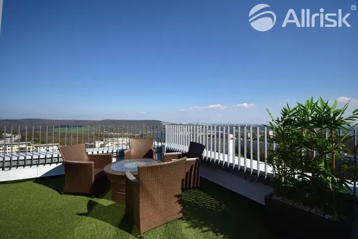 Pronájem atypického bytu, Brno, Majdalenky, 200 m2