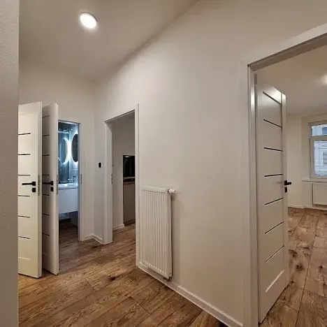 Pronájem bytu 2+kk, Praha, Bělohorská, 47 m2