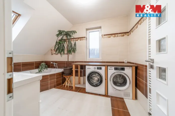 Prodej rodinného domu, Zlatá, 148 m2