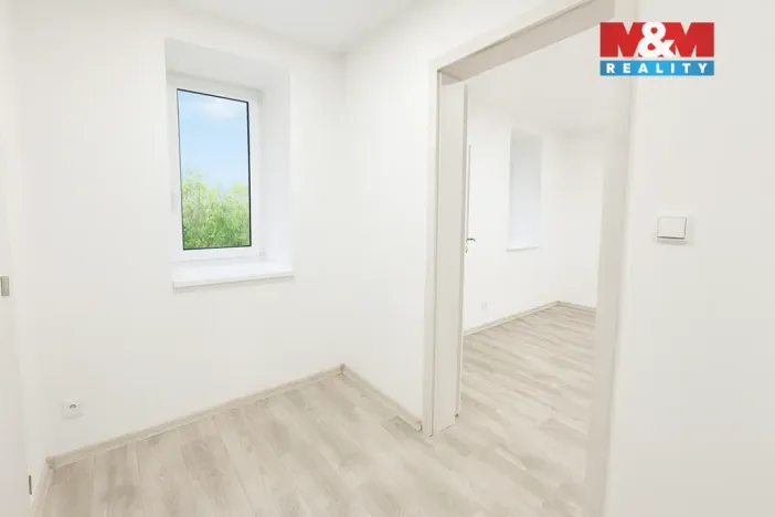 Pronájem bytu 1+1, Janov nad Nisou - Hraničná, 60 m2
