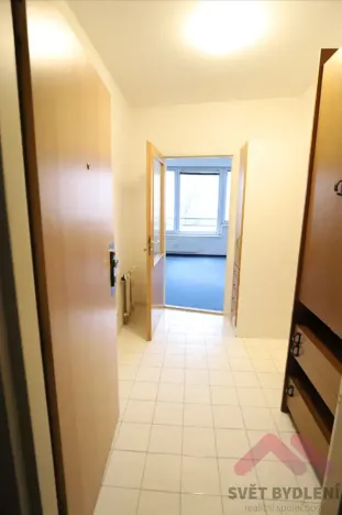 Pronájem bytu 1+kk, Praha - Vysočany, bratří Dohalských, 43 m2