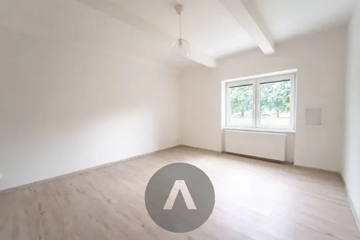 Pronájem bytu 1+kk, Brno, Žabovřeská, 35 m2