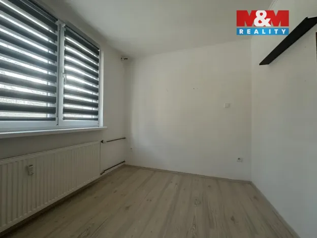 Pronájem bytu 2+1, Chomutov, Blatenská, 60 m2