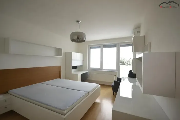 Pronájem bytu 3+kk, Brno, Majdalenky, 161 m2