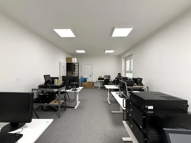 Pronájem kanceláře, Brno - Židenice, Kosmákova, 38 m2