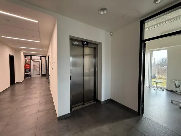 Pronájem kanceláře, Brno - Štýřice, Pražákova, 18 m2