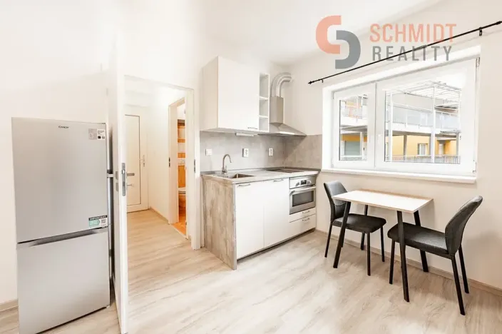 Pronájem bytu 1+kk, Břeclav, 21 m2