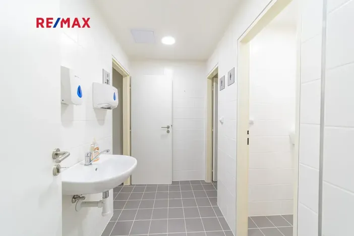 Prodej obchodního prostoru, Králíky, 5. května, 519 m2