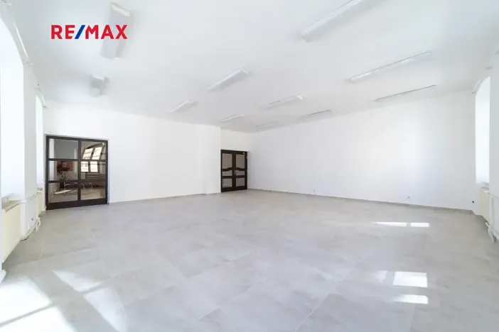 Prodej obchodního prostoru, Králíky, 5. května, 519 m2