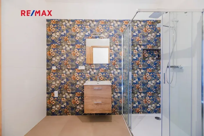 Prodej bytu 2+kk, Svoboda nad Úpou, Nádražní, 36 m2