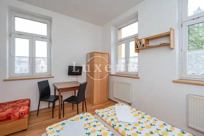 Prodej ubytování, Bělá nad Radbuzou, Náměstí, 800 m2