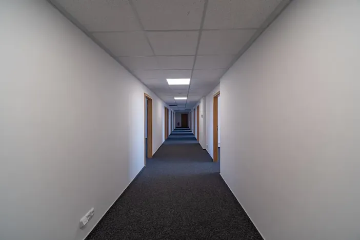 Pronájem kanceláře, Hradec Králové, Nerudova, 300 m2