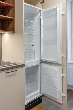 Pronájem bytu 1+1, Praha - Žižkov, Na mokřině, 41 m2