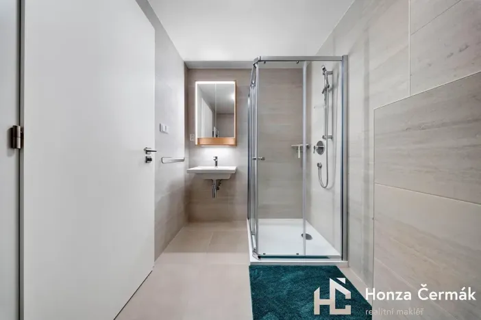 Pronájem bytu 1+kk, Brno, 35 m2