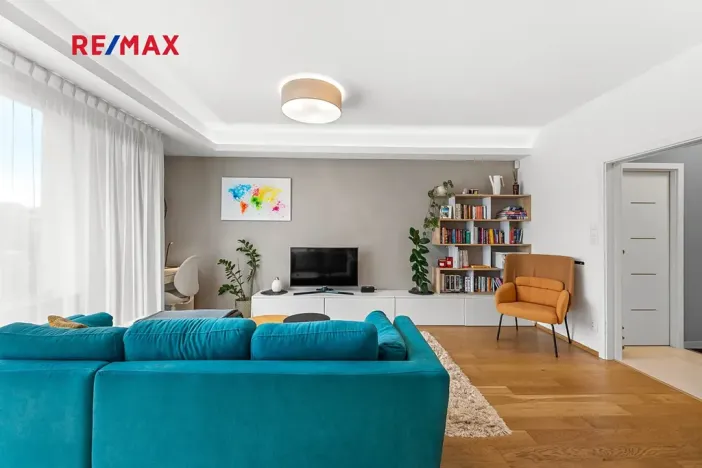 Prodej bytu 3+kk, Praha - Hrdlořezy, Učňovská, 71 m2