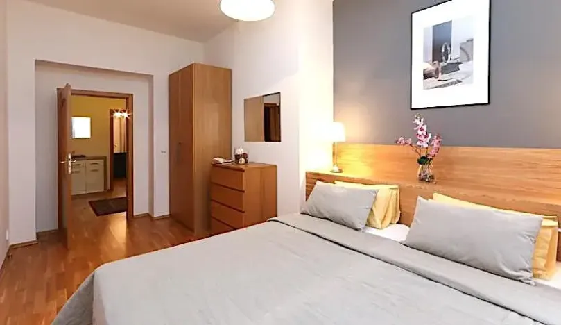 Pronájem bytu 3+kk, Praha - Vinohrady, Sázavská, 80 m2