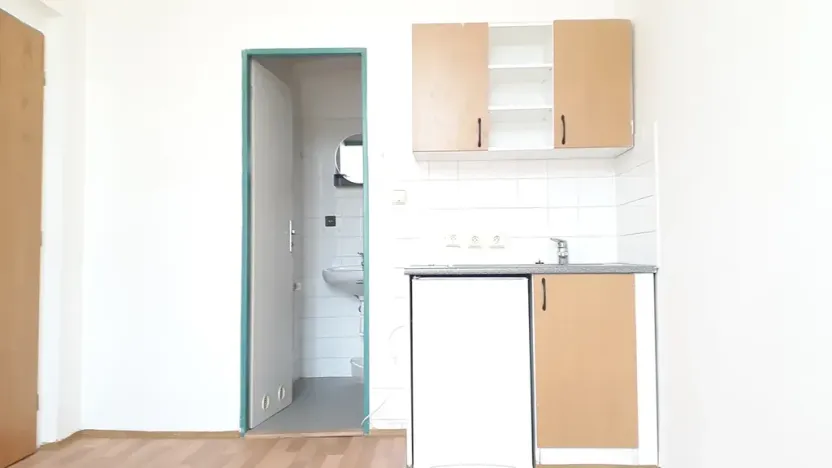 Pronájem ordinace, Plzeň, Purkyňova, 15 m2