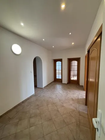 Pronájem rodinného domu, Ostrava, Křížkovského, 300 m2