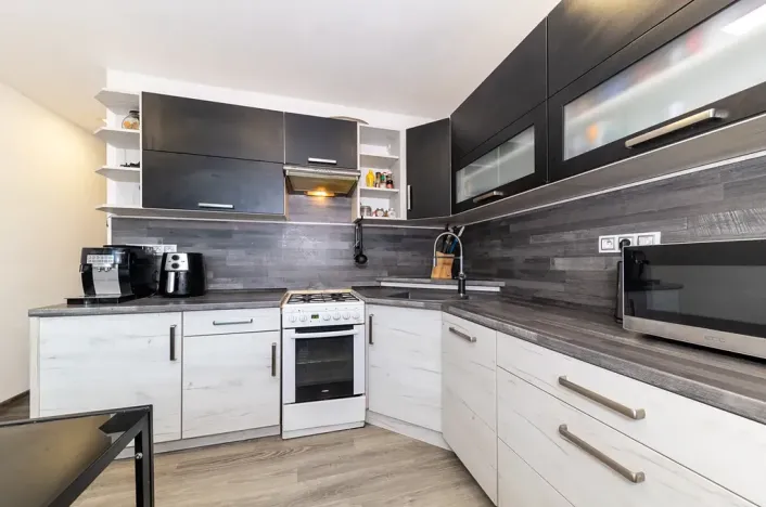 Prodej bytu 3+1, Klatovy, Suvorovova, 61 m2