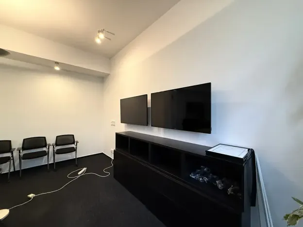 Pronájem kanceláře, Brno, Kosmákova, 38 m2