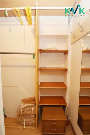 Pronájem bytu 2+1, Karlovy Vary, Kolmá, 55 m2