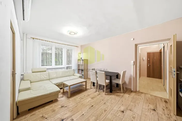 Prodej bytu 3+1, Olomouc, Kmochova, 60 m2