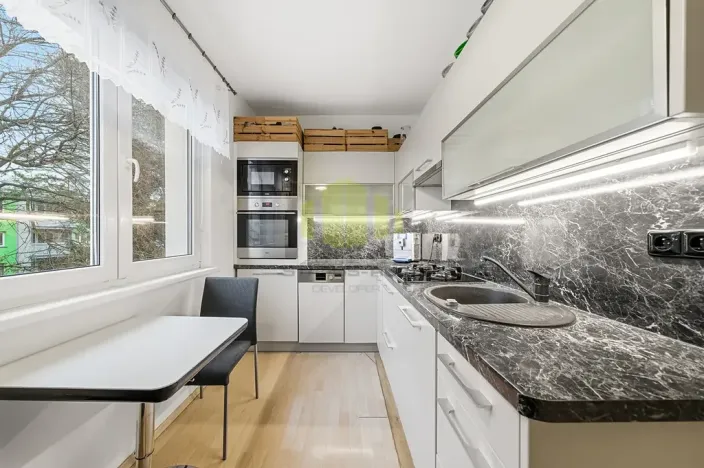 Prodej bytu 3+1, Olomouc, Kmochova, 60 m2