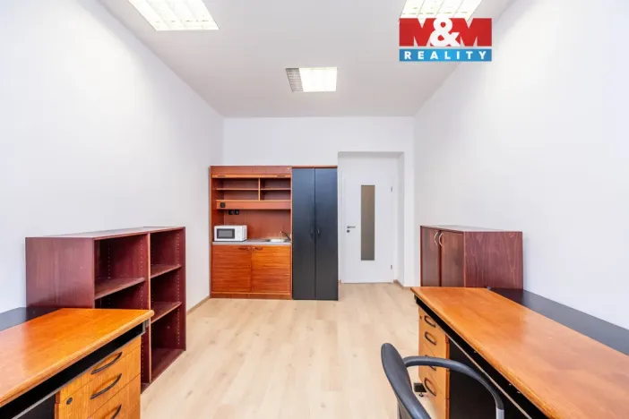 Pronájem kanceláře, Praha - Strašnice, Kolovratská, 17 m2