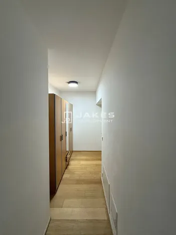 Pronájem bytu 1+kk, Kutná Hora, Pod Valy, 33 m2