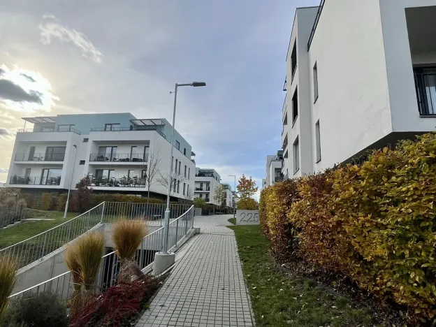 Pronájem bytu 2+kk, Roztoky, Lederova, 62 m2