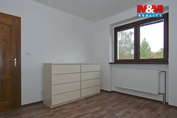 Pronájem bytu 3+kk, Chvaletice, Dukelská, 75 m2