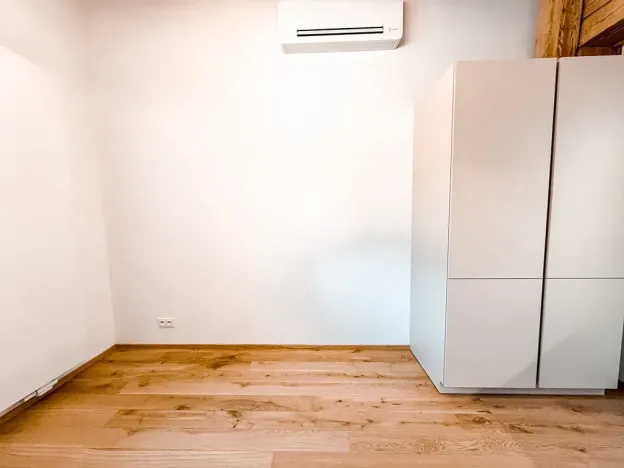 Pronájem bytu 2+kk, Praha - Nusle, Vrtbova, 43 m2