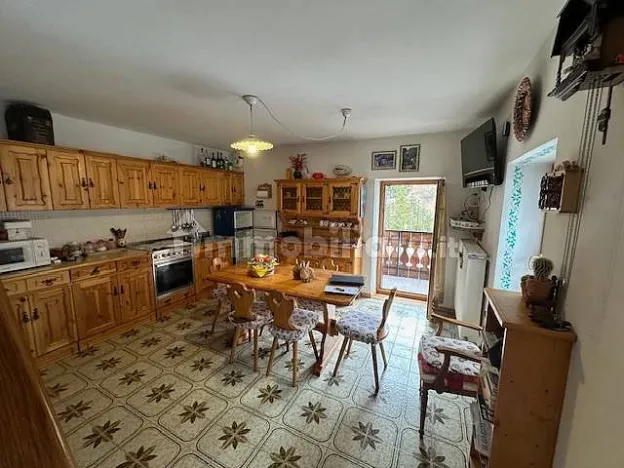 Prodej bytu 3+kk, San Pietro di Cadore, Cadore, Friuli-venezia-giulia, Itálie, 75 m2