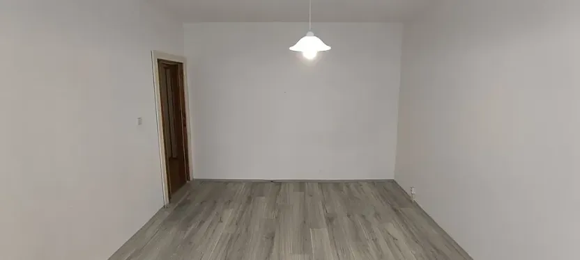 Prodej bytu 2+1, Cheb, Stavbařů, 63 m2