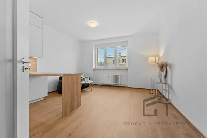 Pronájem bytu 2+kk, Praha - Břevnov, Nad Kajetánkou, 45 m2