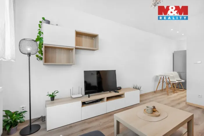 Pronájem bytu 2+kk, Mnichovo Hradiště, Lidická, 38 m2