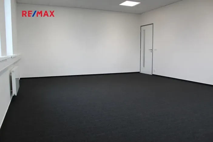 Pronájem kanceláře, Praha - Dolní Měcholupy, Ke Kablu, 39 m2