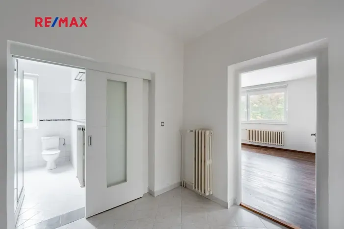 Prodej vily, Měchenice, Hlavní, 330 m2