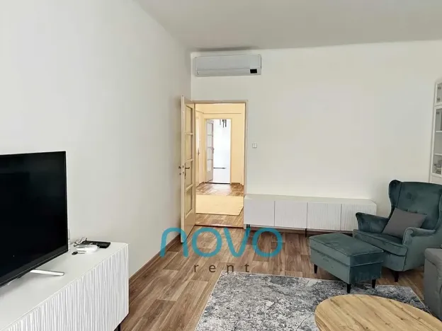 Pronájem bytu 2+1, Praha - Holešovice, Veletržní, 80 m2