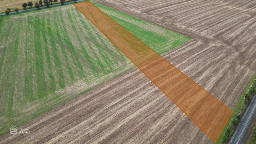 Prodej pole, Červené Pečky, 18647 m2