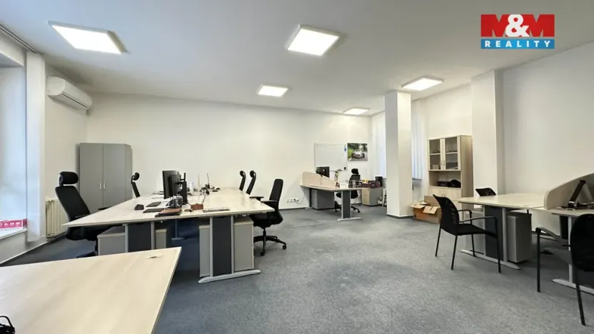 Pronájem kanceláře, Mladá Boleslav, Koněvova, 405 m2