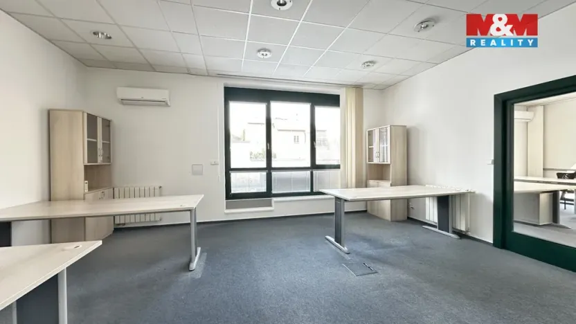 Pronájem kanceláře, Mladá Boleslav, Koněvova, 405 m2