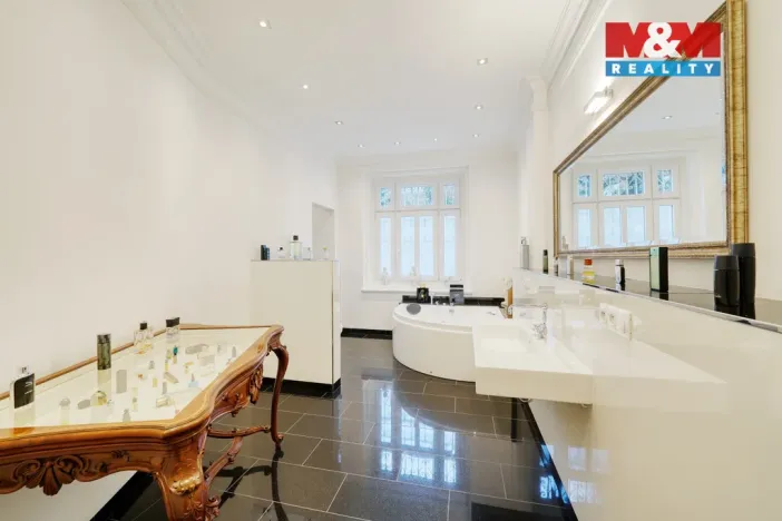 Prodej činžovního domu, Lázně Kynžvart, J. E. Purkyně, 600 m2